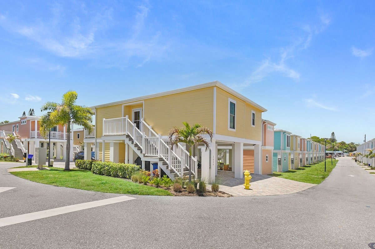 Jensen Beach Riverfront Getaway, vacation rental in Jensen Beach, Florida